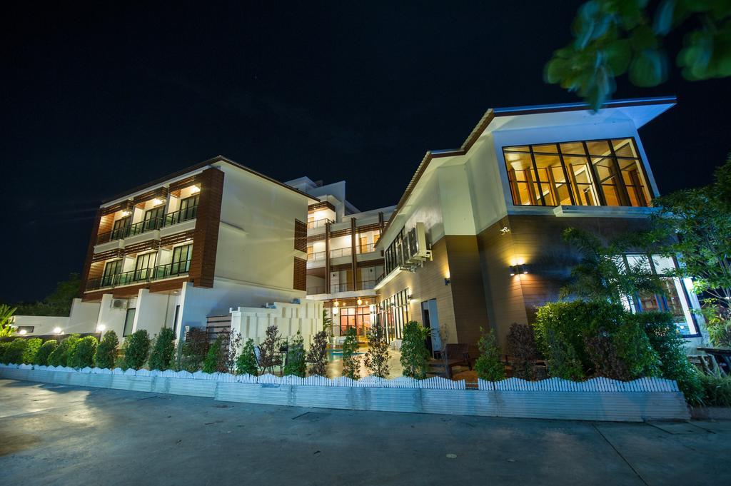 Mamaison Hotel Buri Ram Exterior foto