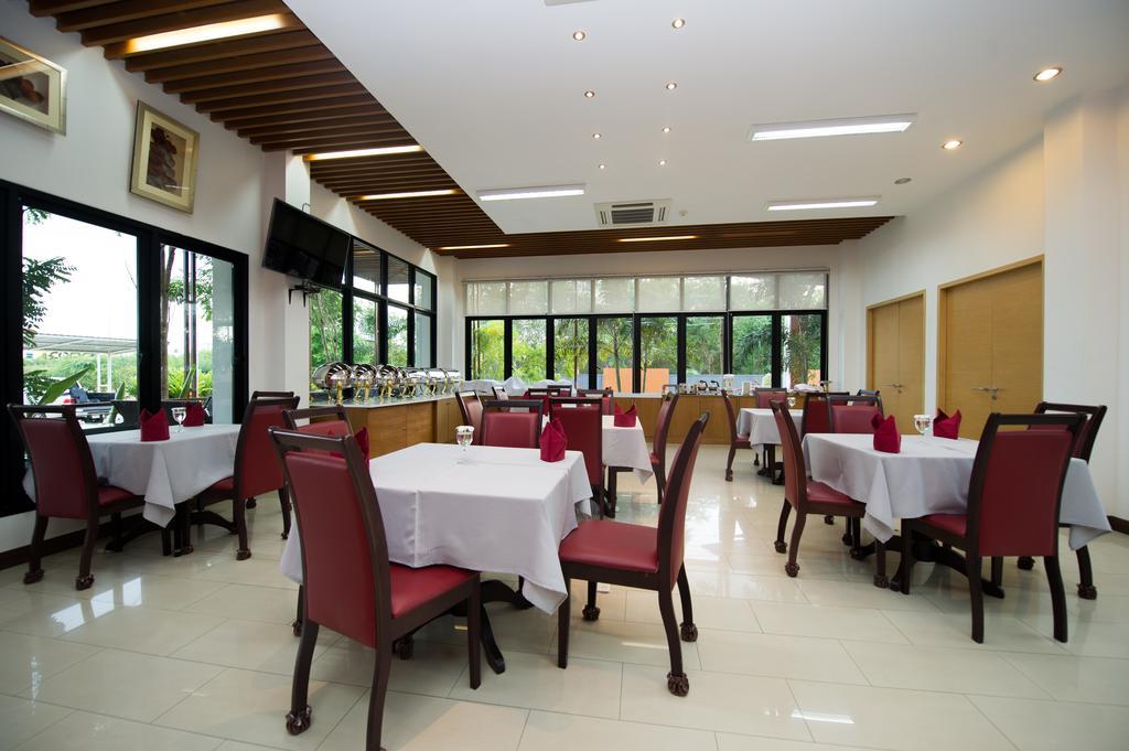 Mamaison Hotel Buri Ram Exterior foto