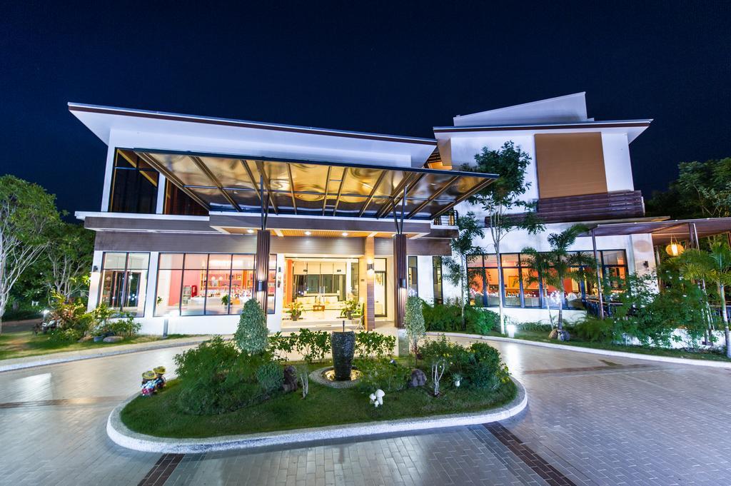 Mamaison Hotel Buri Ram Exterior foto